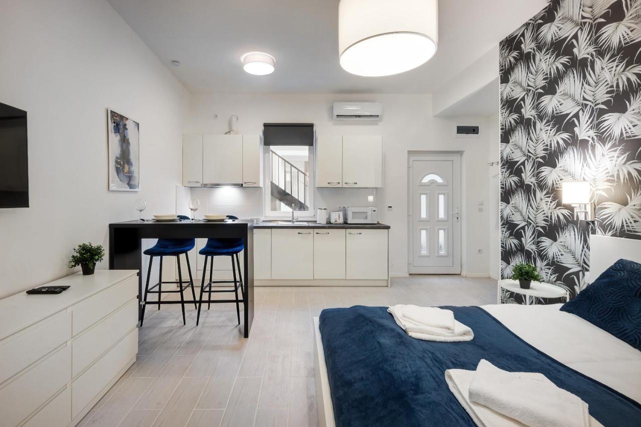 Modern Stay In Authentic Central Area Budapest Exterior photo